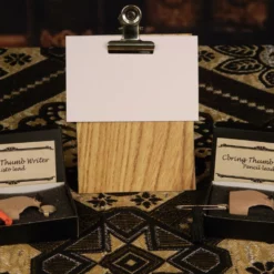 [Magic Video] Andreas Sebring - The Cbring Thumb Writer.