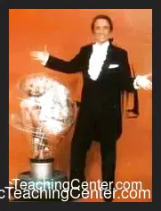 [Magic Video] Stage Magic Of Marvyn Roy and Carol