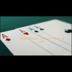 Magia Estudio video tutorial displaying a hand elegantly holding four aces, symbolizing advanced card magic techniques and routines for magicians.