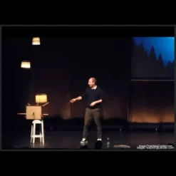 Rune Klan performing magic on stage for his Habefuld live show, with English subtitles available.