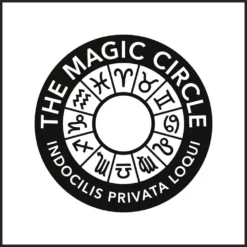 Master magician Woody Aragon performing card magic during his exclusive lecture for The Magic Circle, demonstrating advanced sleight of hand.